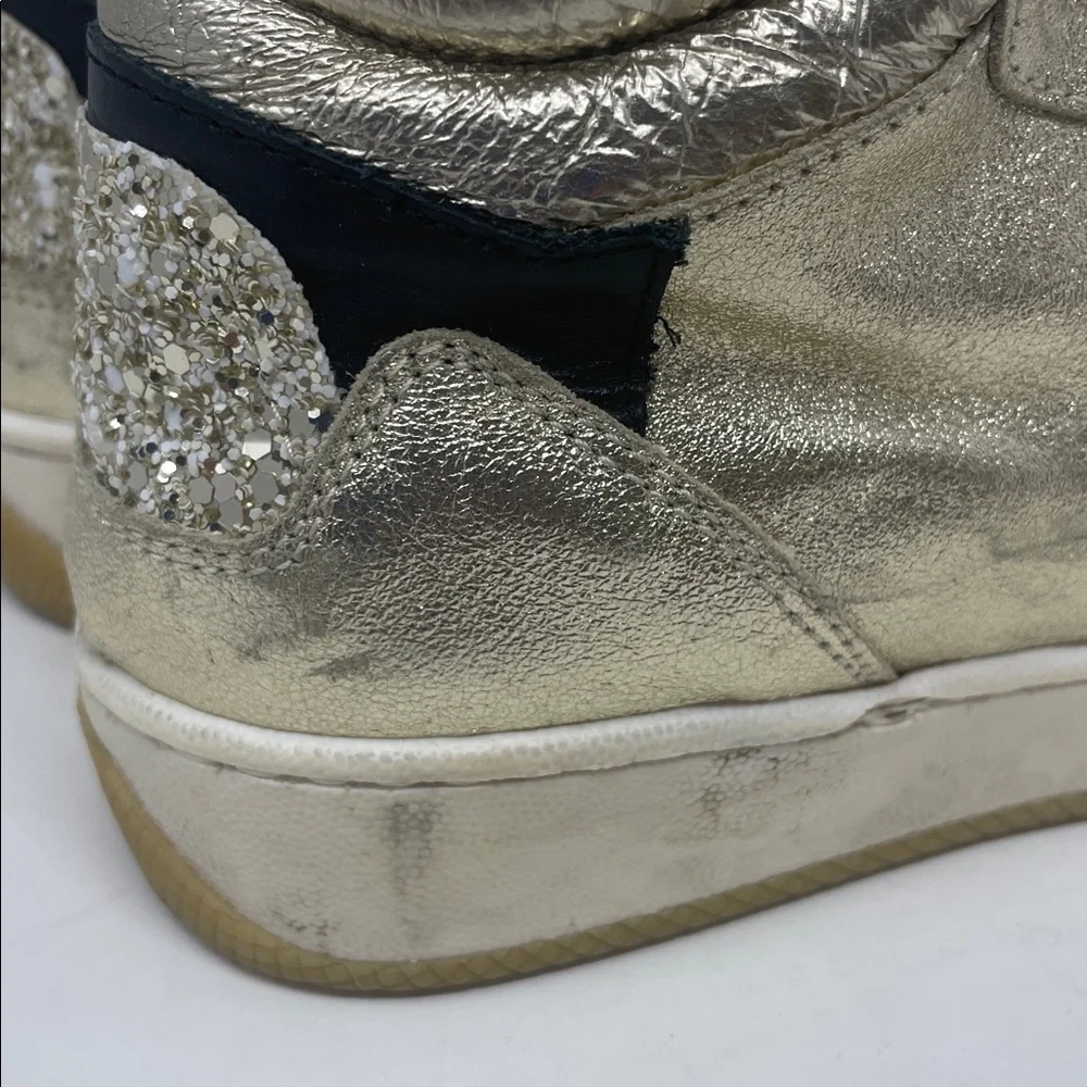 Meline Metallic High-Top Sneakers with Gray Laces Size 5.5